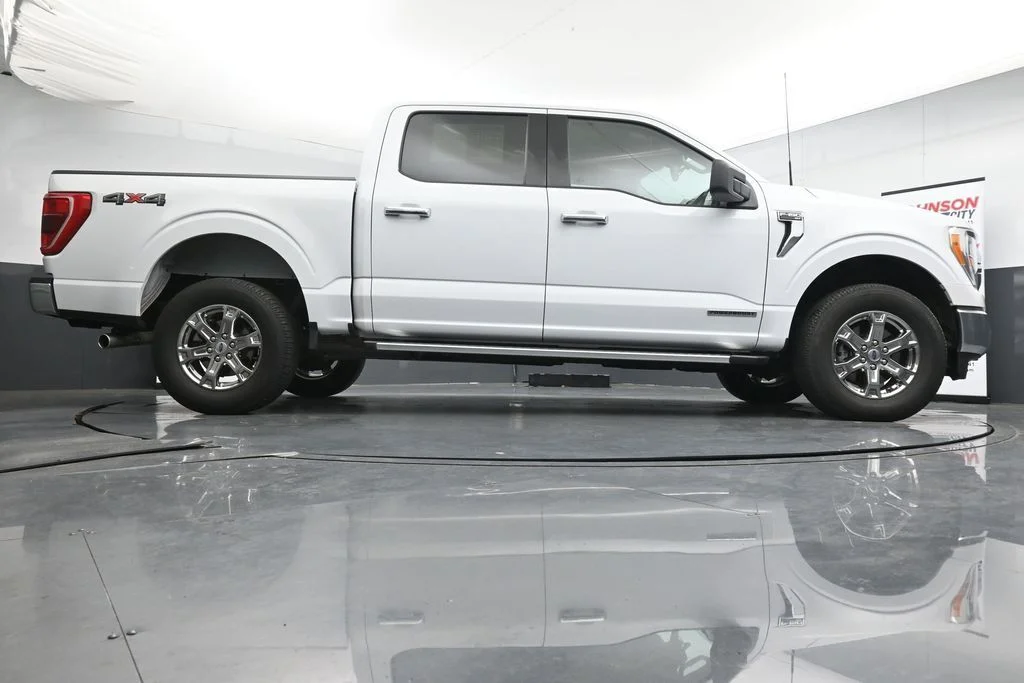 Used 2022 White Ford XLT image 38