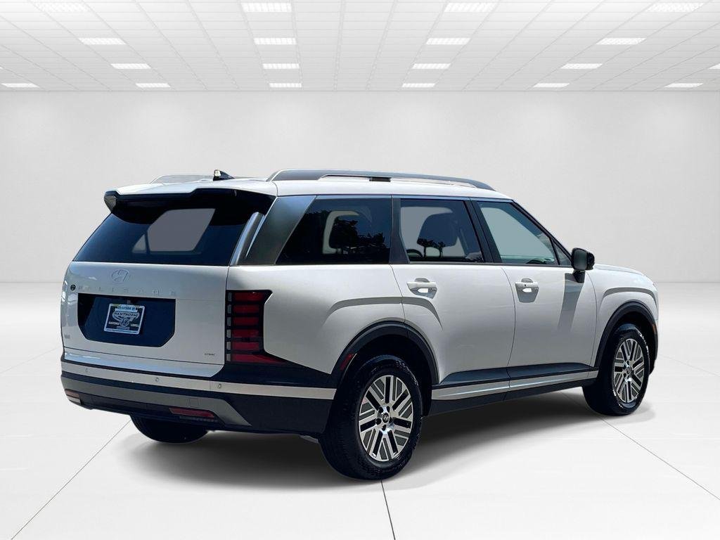 New 2026 White Hyundai SEL 7P image 6