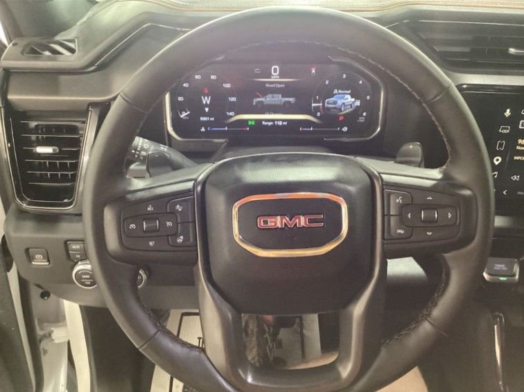 Used 2026 White GMC AT4 image 11