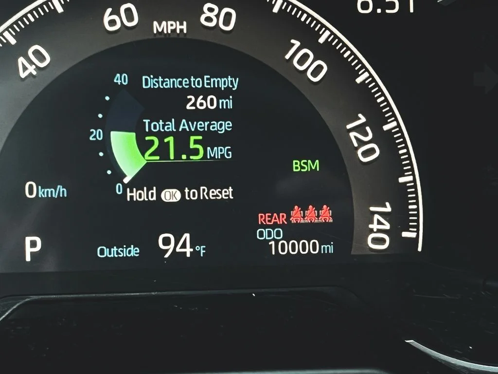 Used 2025 Magnetic Gray Metallic Toyota XLE Premium image 22