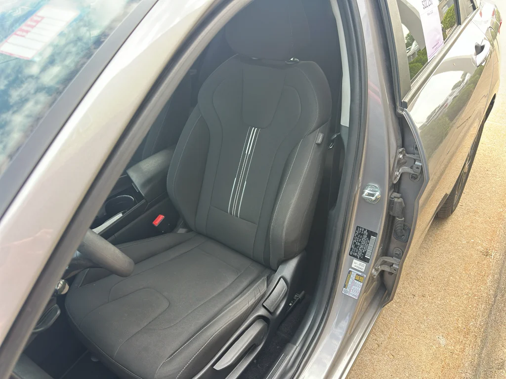 Used 2023 Fluid Metal Hyundai Blue image 27