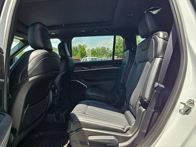 New 2026 Bright White Clearcoat Jeep Limited image 23