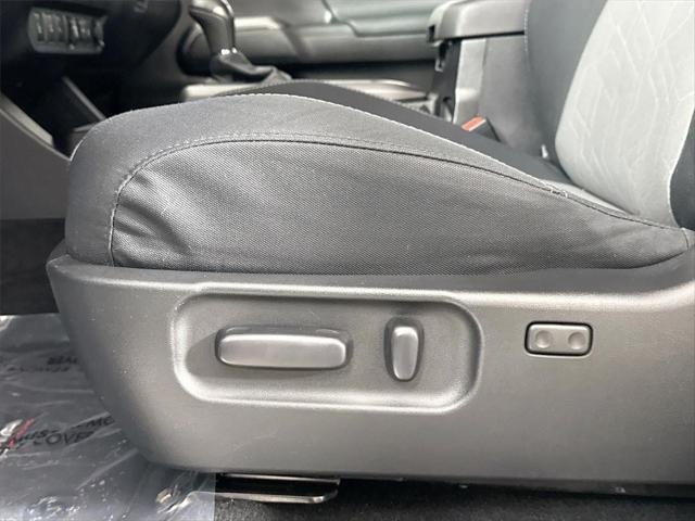 Certified Used 2022 MAGNETIC GRAY MET. Toyota  image 27