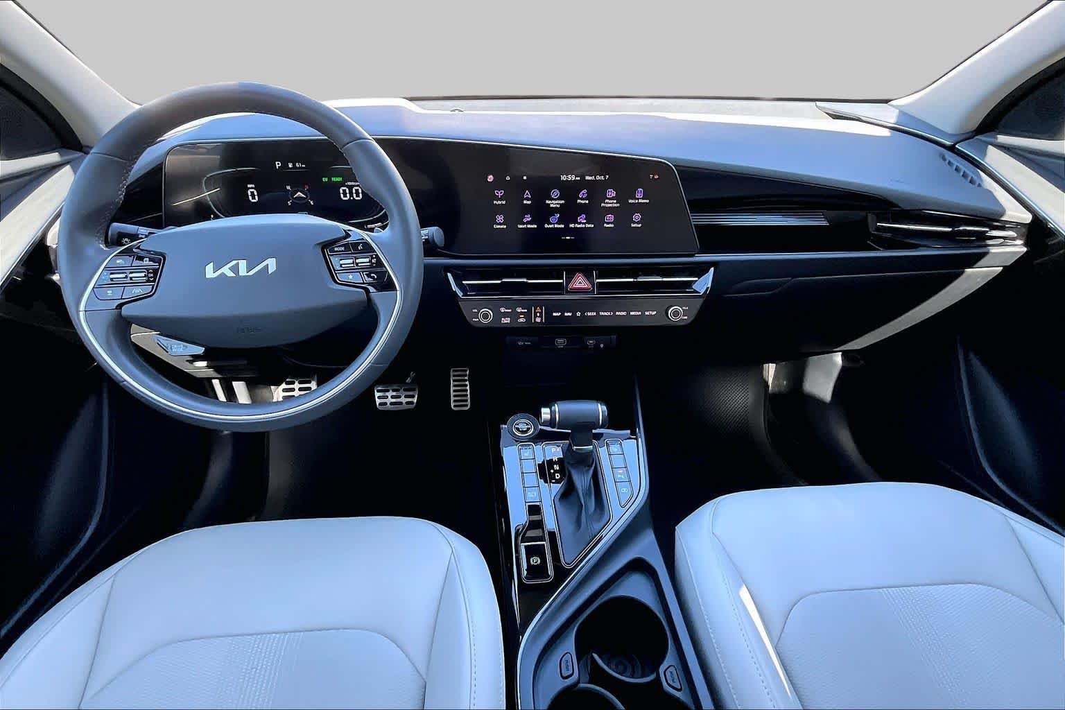 Used 2024 Graphite Gray Kia EX Touring image 16