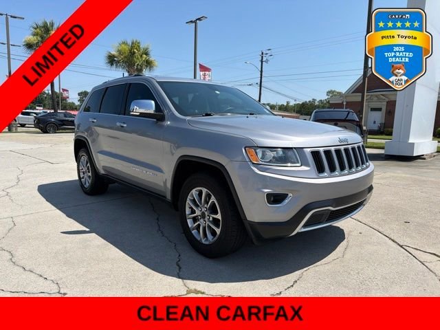 Used 2015 Silver Jeep Limited image 3