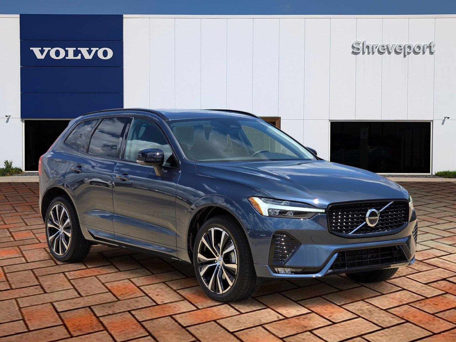 Used 2025 Denim Blue Metallic Volvo Plus image 2