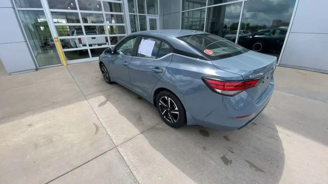 2025 Nissan Sentra SV - Photo 8
