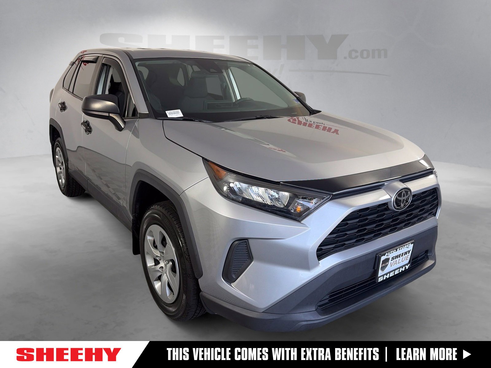 Used 2022 Silver Toyota LE image 1