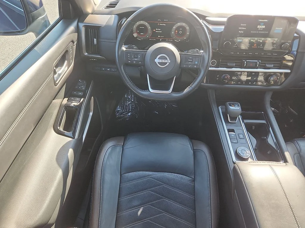 Used 2023 Blue Nissan Platinum image 12