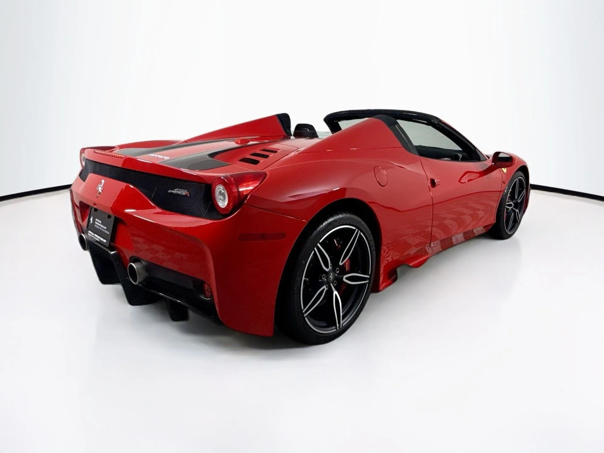 Certified Used 2015 Rosso Corsa Ferrari Base image 7
