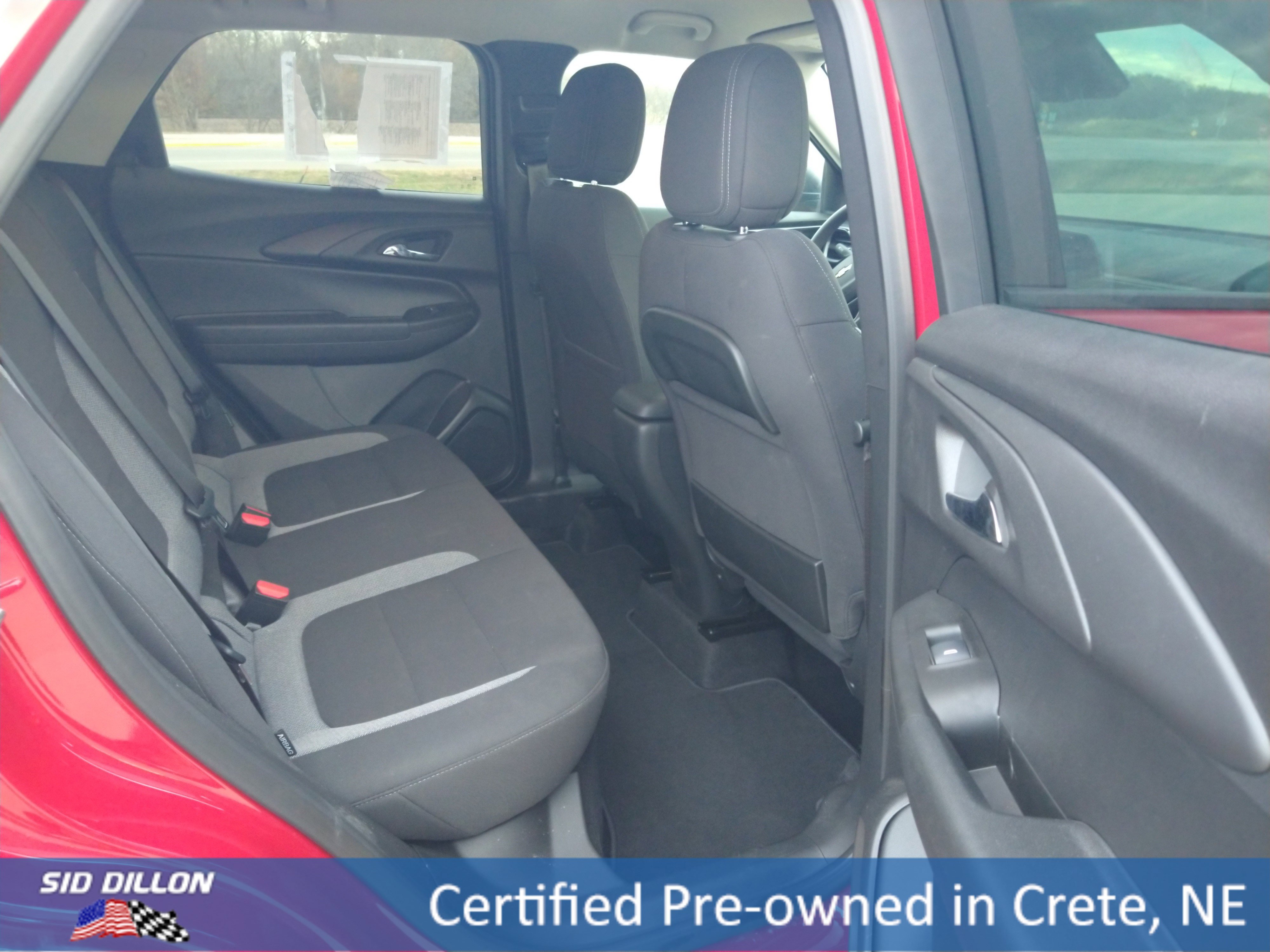View vehicle photo 7