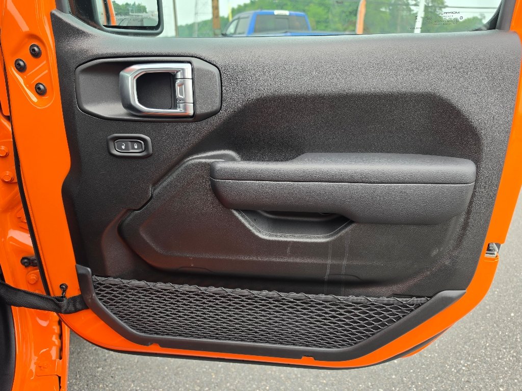 Used 2025 Joose Jeep Sport image 24