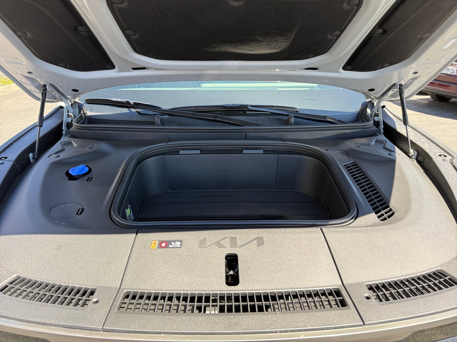 New 2026 Wolf Gray/Ebony Black Roof Kia GT-Line image 20