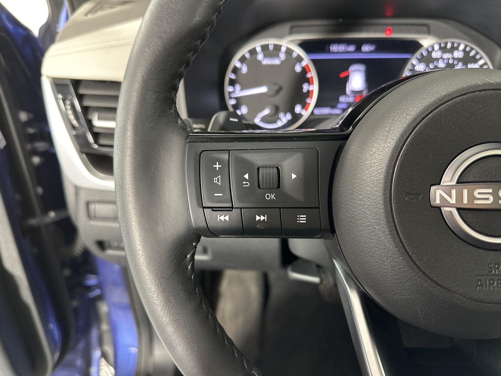 Used 2022 Caspian Blue Metallic Nissan SV image 18