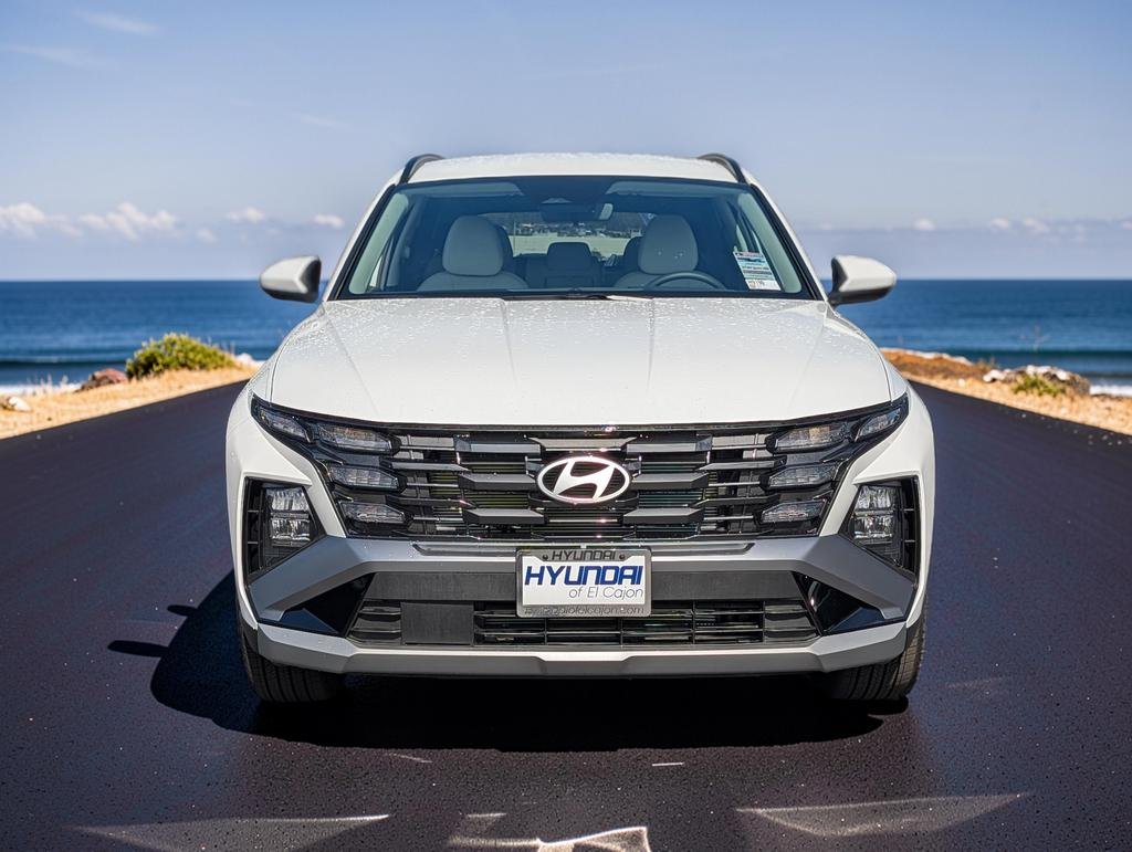 New 2026 White Hyundai SEL FWD image 3