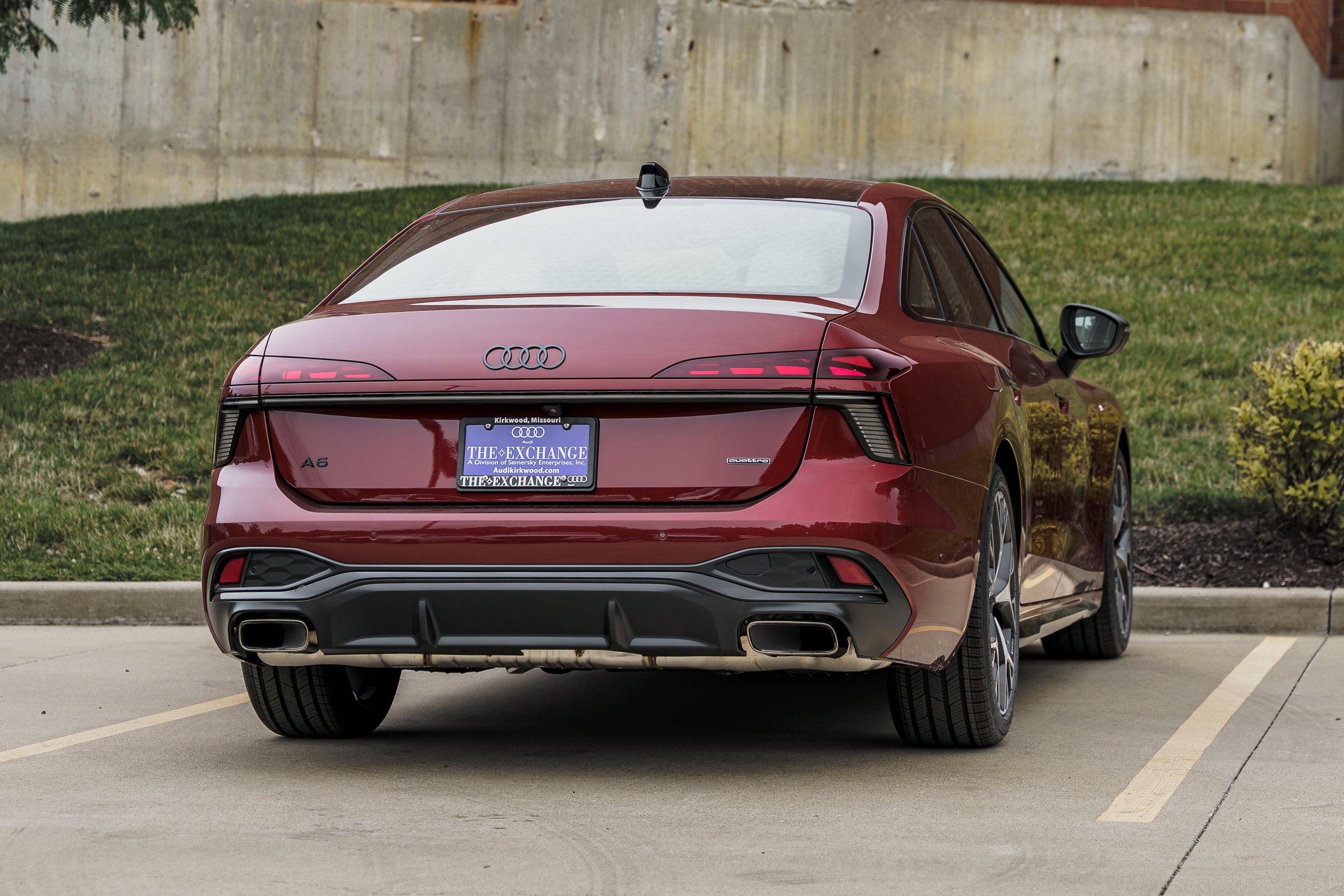 New 2026 GRENADINE RED Audi Prestige image 4