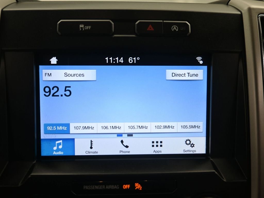 Used 2019 White Ford Lariat image 17