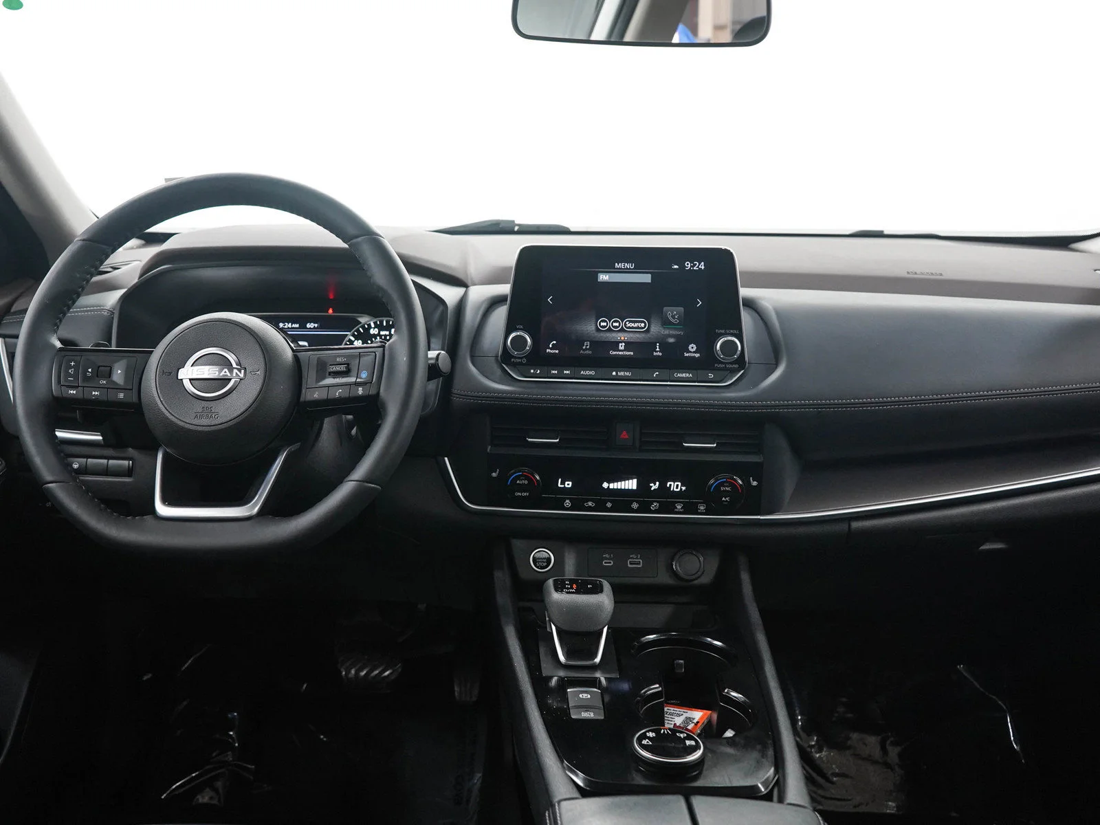 Used 2023 Pearl White Tricoat Nissan SV image 17