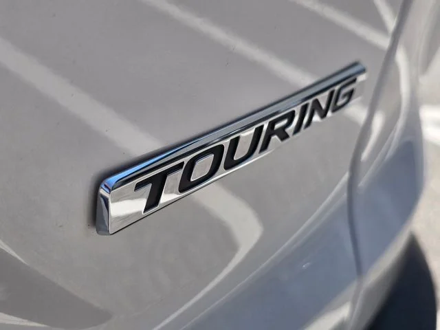 Used 2019  Honda Touring image 9