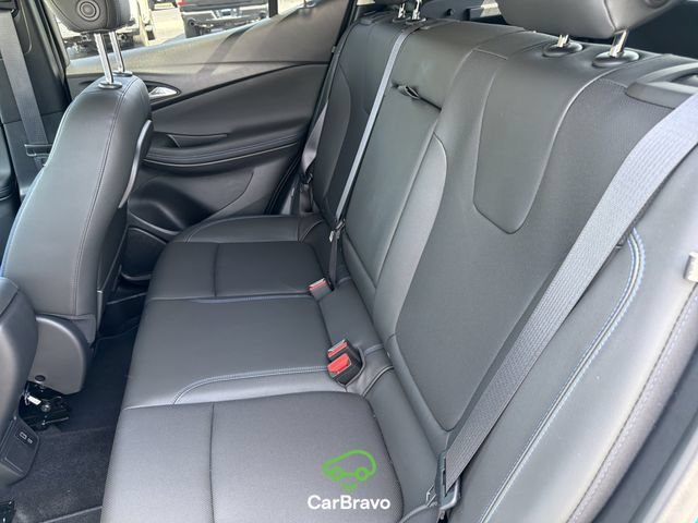2025 Buick Encore GX Sport Touring - Photo 18