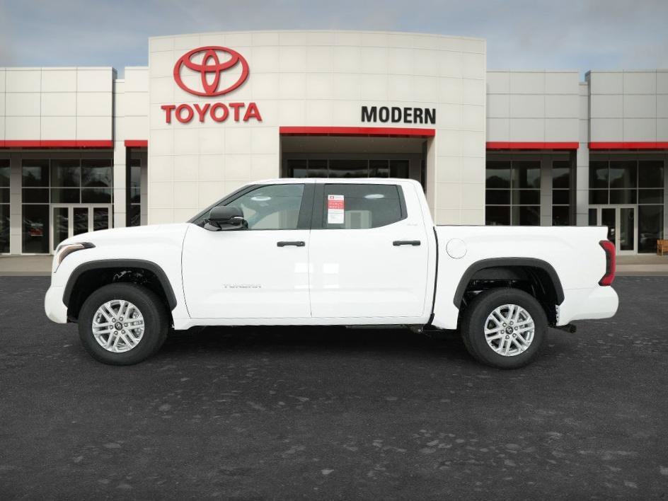 New 2026 Ice Cap Toyota SR5 image 2