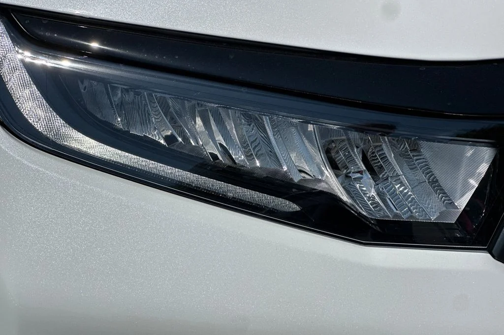 New 2026 Platinum White Pearl Honda EX-L image 32