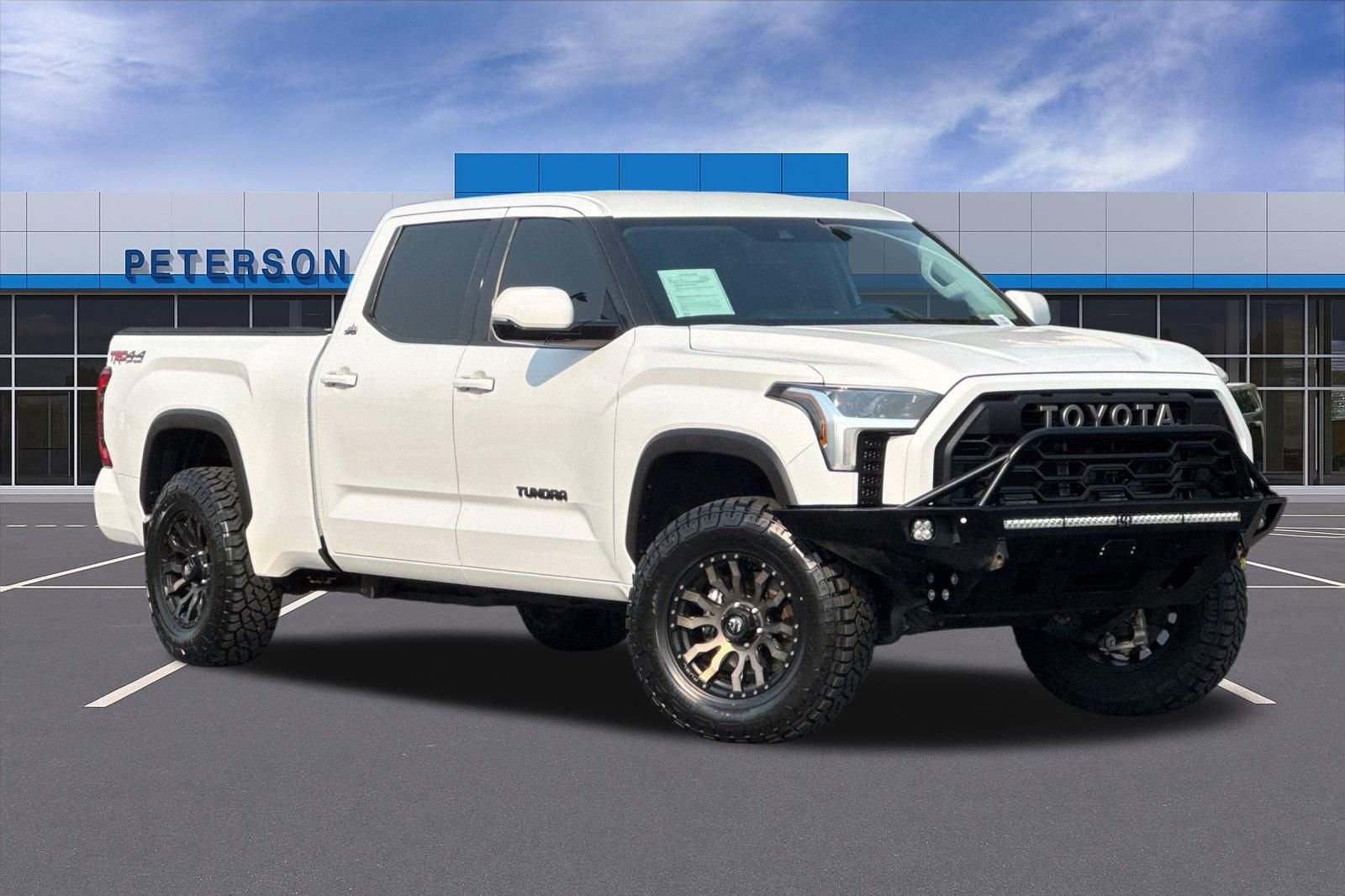 Used 2022 White Toyota SR5 image 2