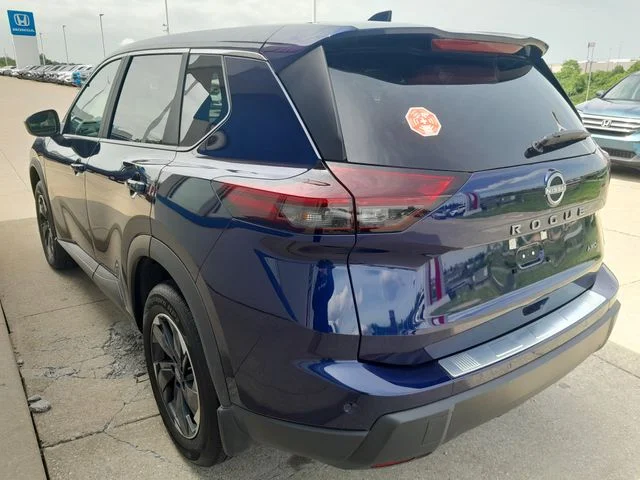 Used 2026 Blue Nissan SV image 7