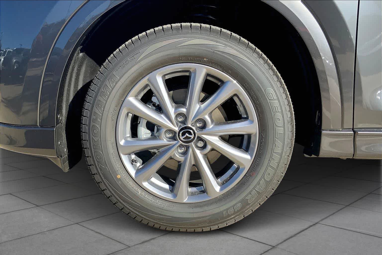 2025 Mazda CX-5 S Select Package - Photo 11