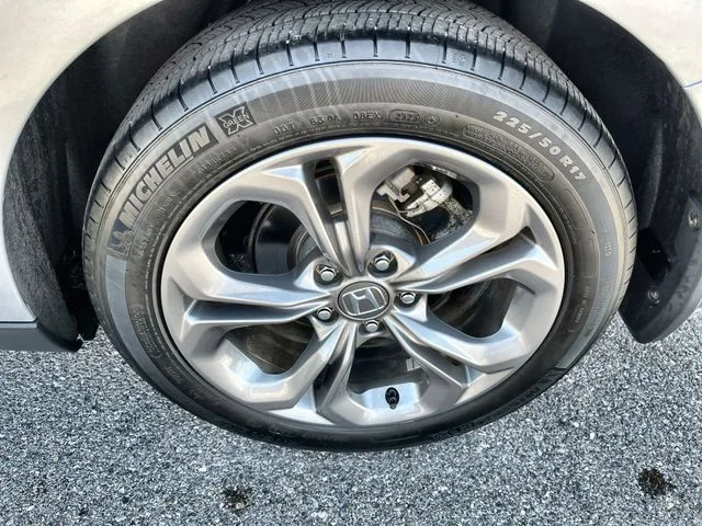 Used 2023  Honda EX image 21