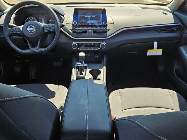 Used 2025 Black Nissan 2.5 S image 8