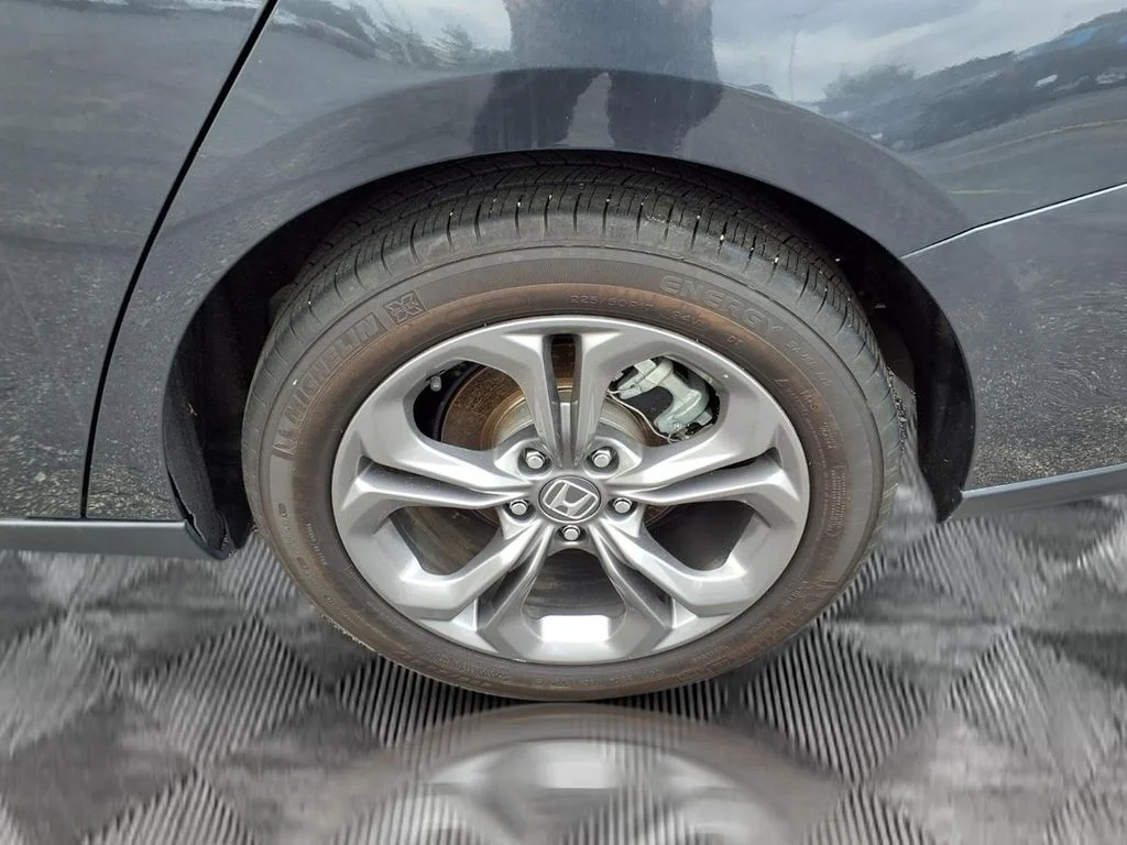 Used 2024 Gray Honda EX image 24