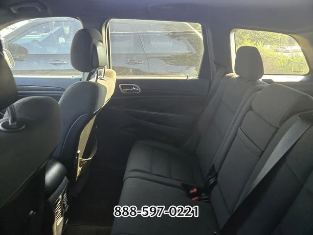 Used 2014 Silver Jeep Laredo image 8