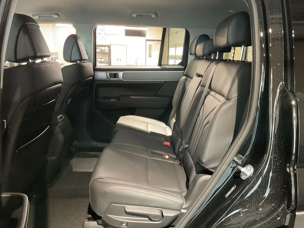 New 2026 Black Hyundai SEL image 21