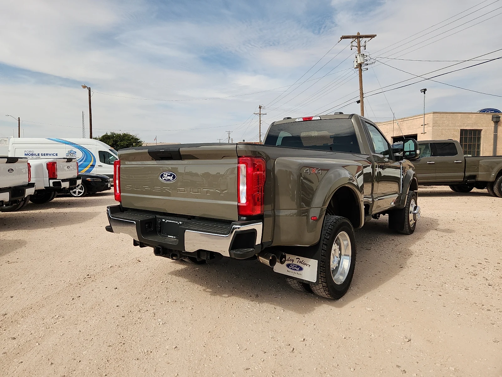 New 2027 Marsh Gray Metallic Ford XLT image 7