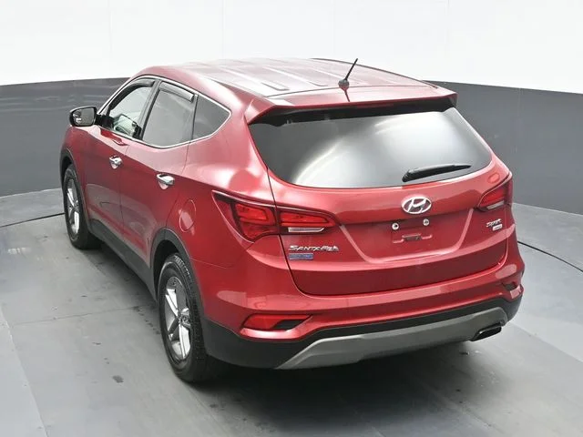 Used 2018 Red Hyundai 2.4 Base image 10