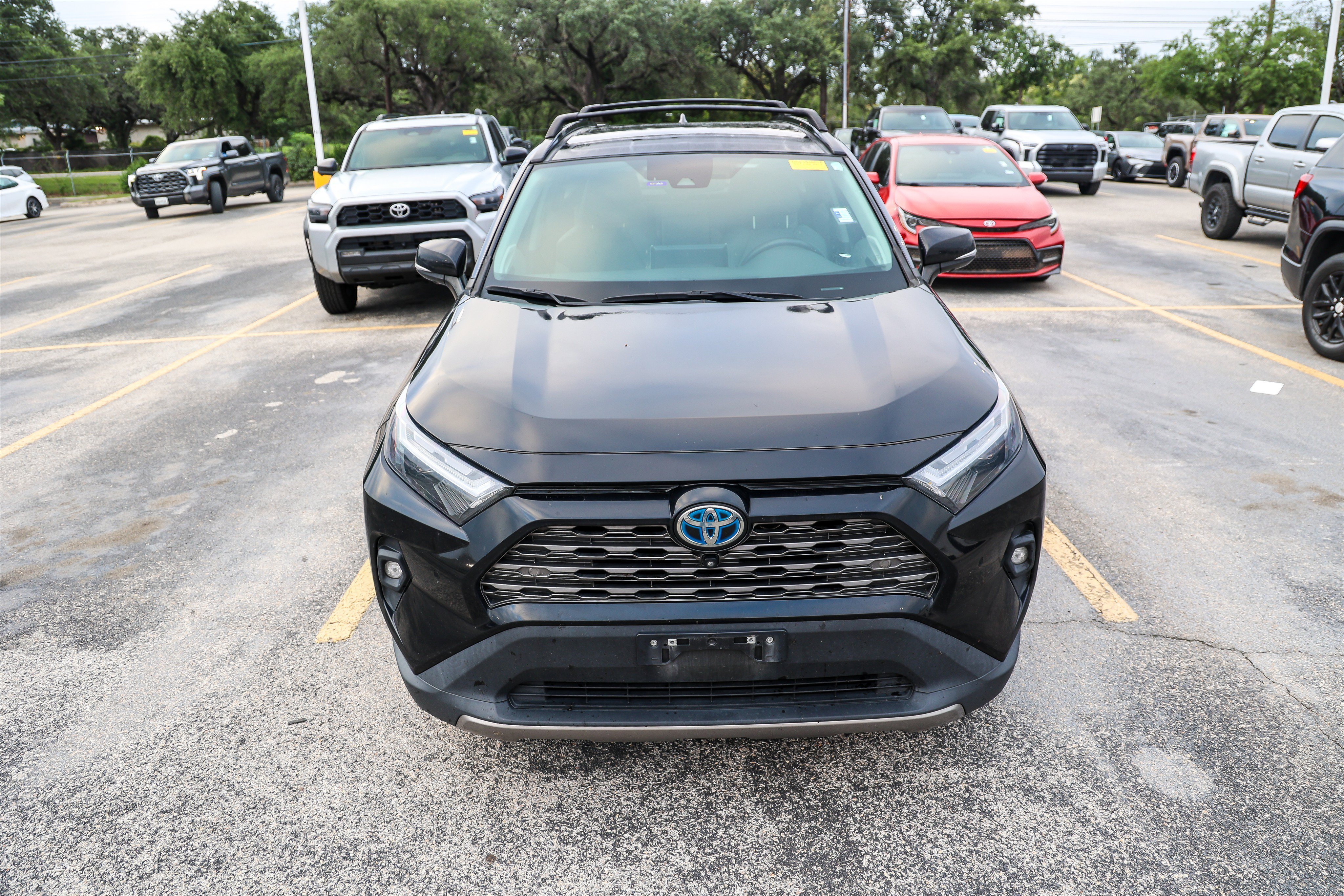 Used 2022 MIDNIGHT BLACK ME Toyota Hybrid Limited image 4