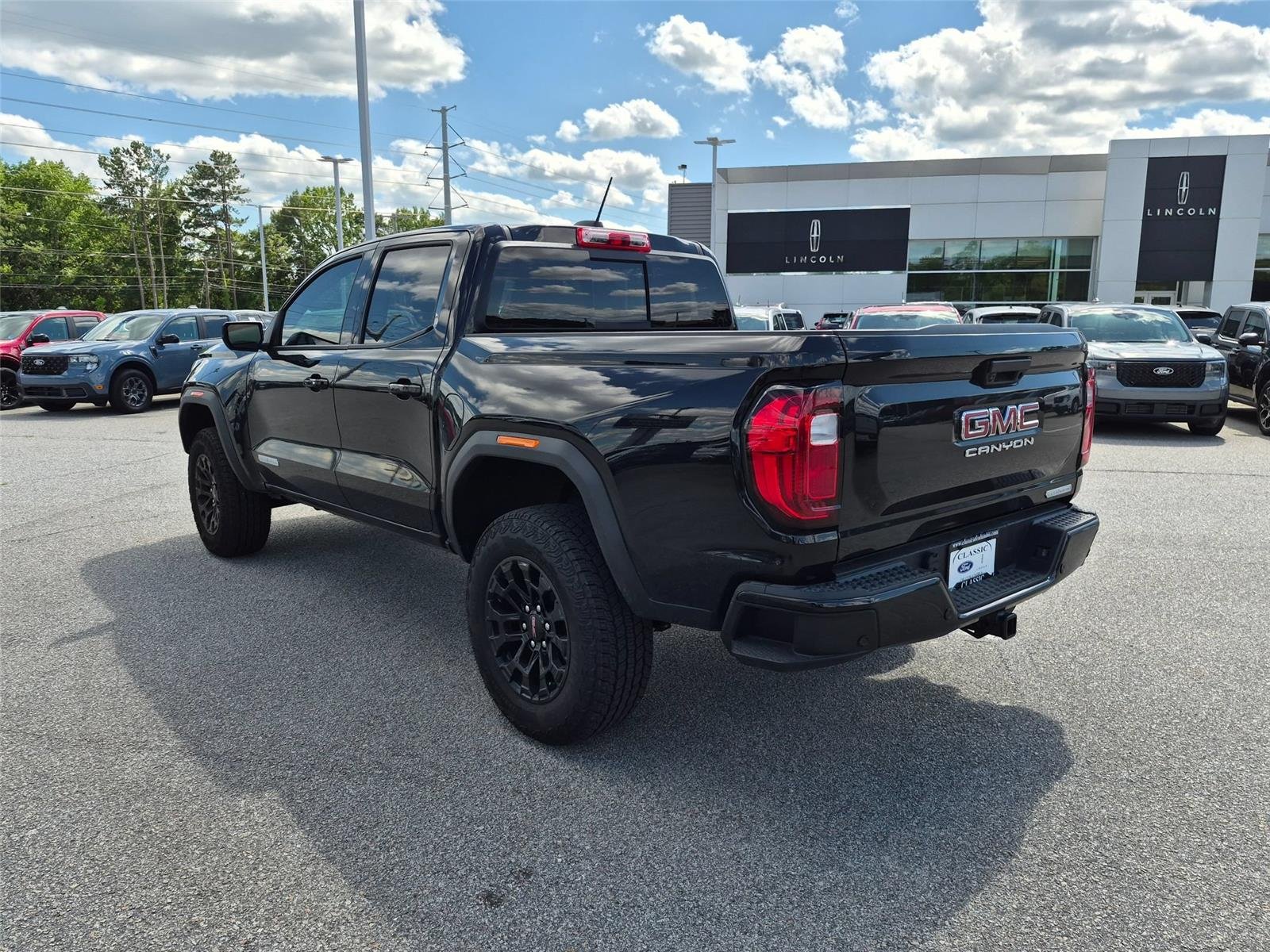 Used 2026 ONYX BLACK GMC ELEVATION image 7