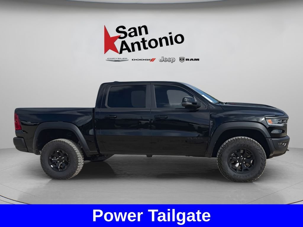 New 2026 Diamond Black Crystal Pearl-Coat Exterior Paint RAM RHO image 18