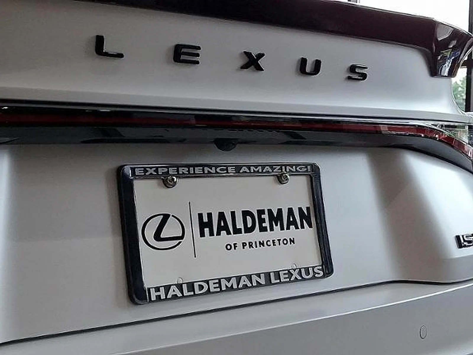 New 2026 HAKUGIN MATTE WHITE Lexus F SPORT image 15