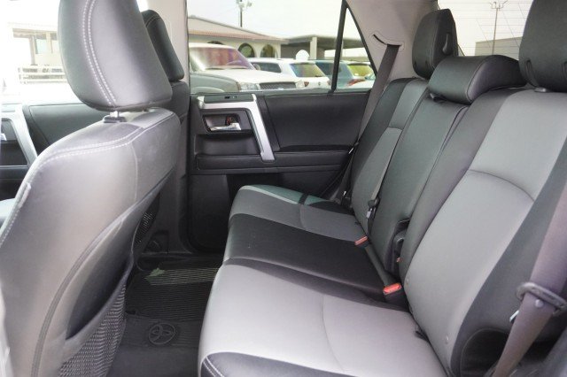 Used 2022  Toyota SR5 Premium image 21