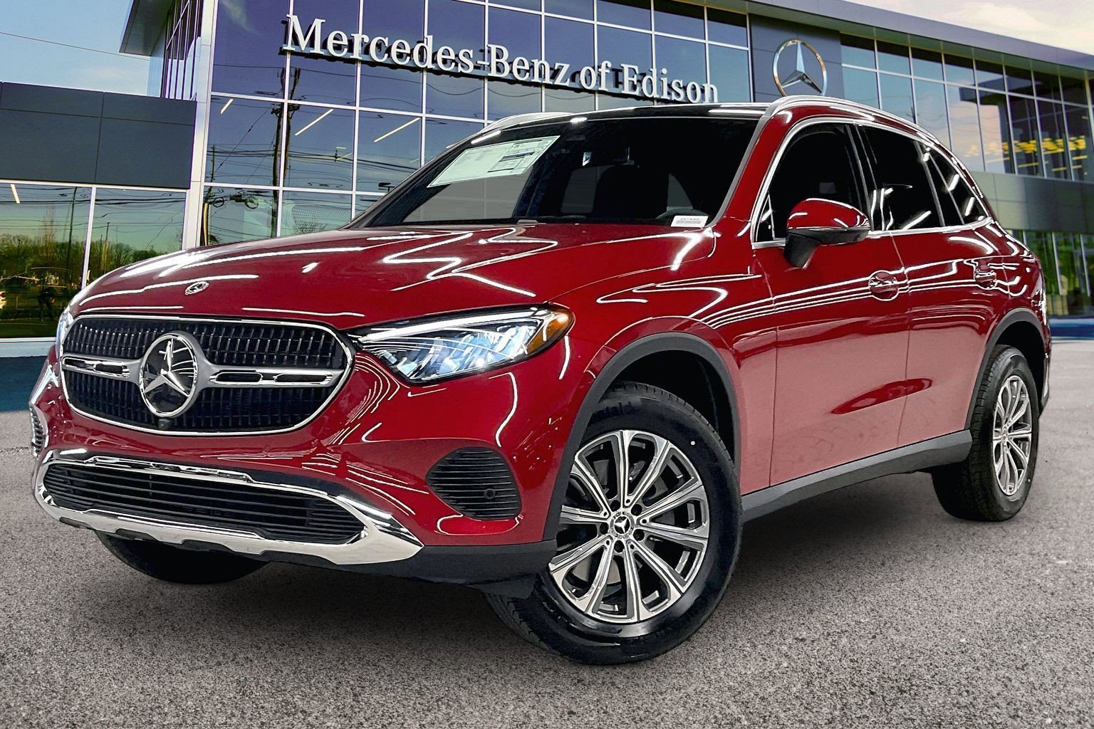 New 2026 MANUFAKTUR Patagonia Red Metallic Mercedes-Benz GLC 300 image 15