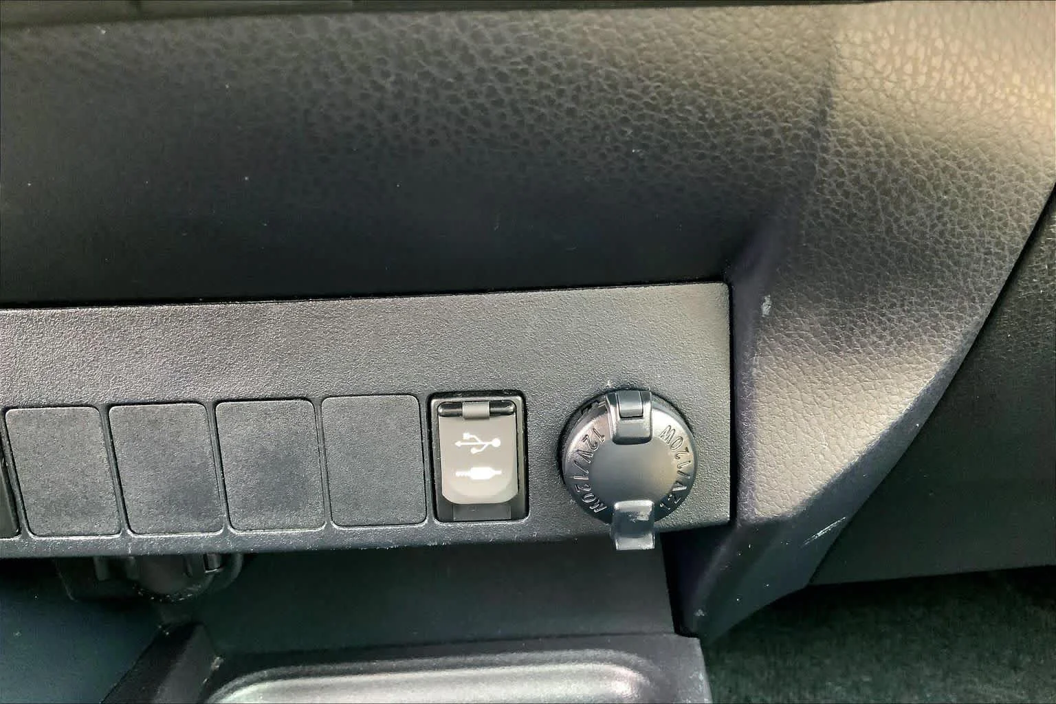 Used 2017 Black Currant Metallic Toyota XLE image 36