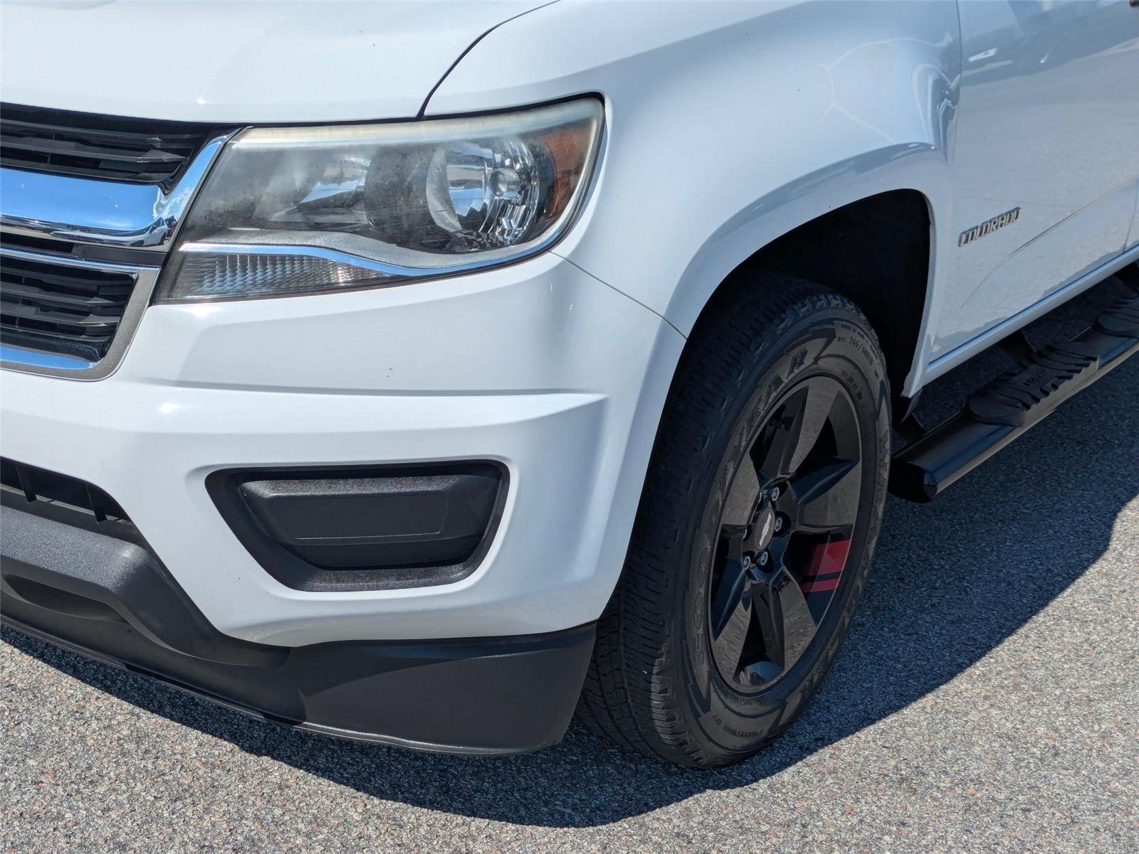 Used 2017 Summit White Chevrolet 2WD WT image 9