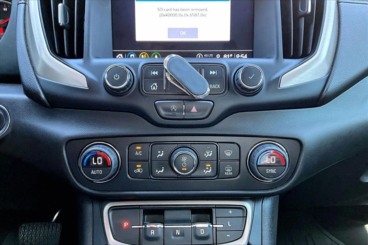 Certified Used 2022 White GMC Denali image 16