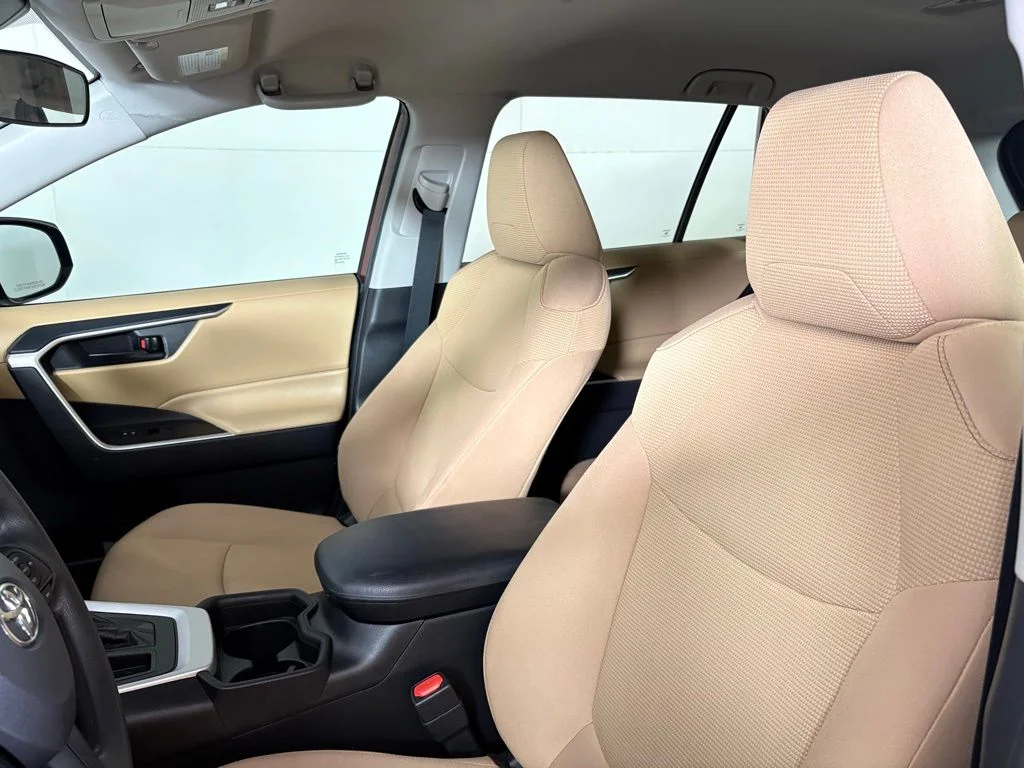 Used 2020 Red Toyota LE image 21