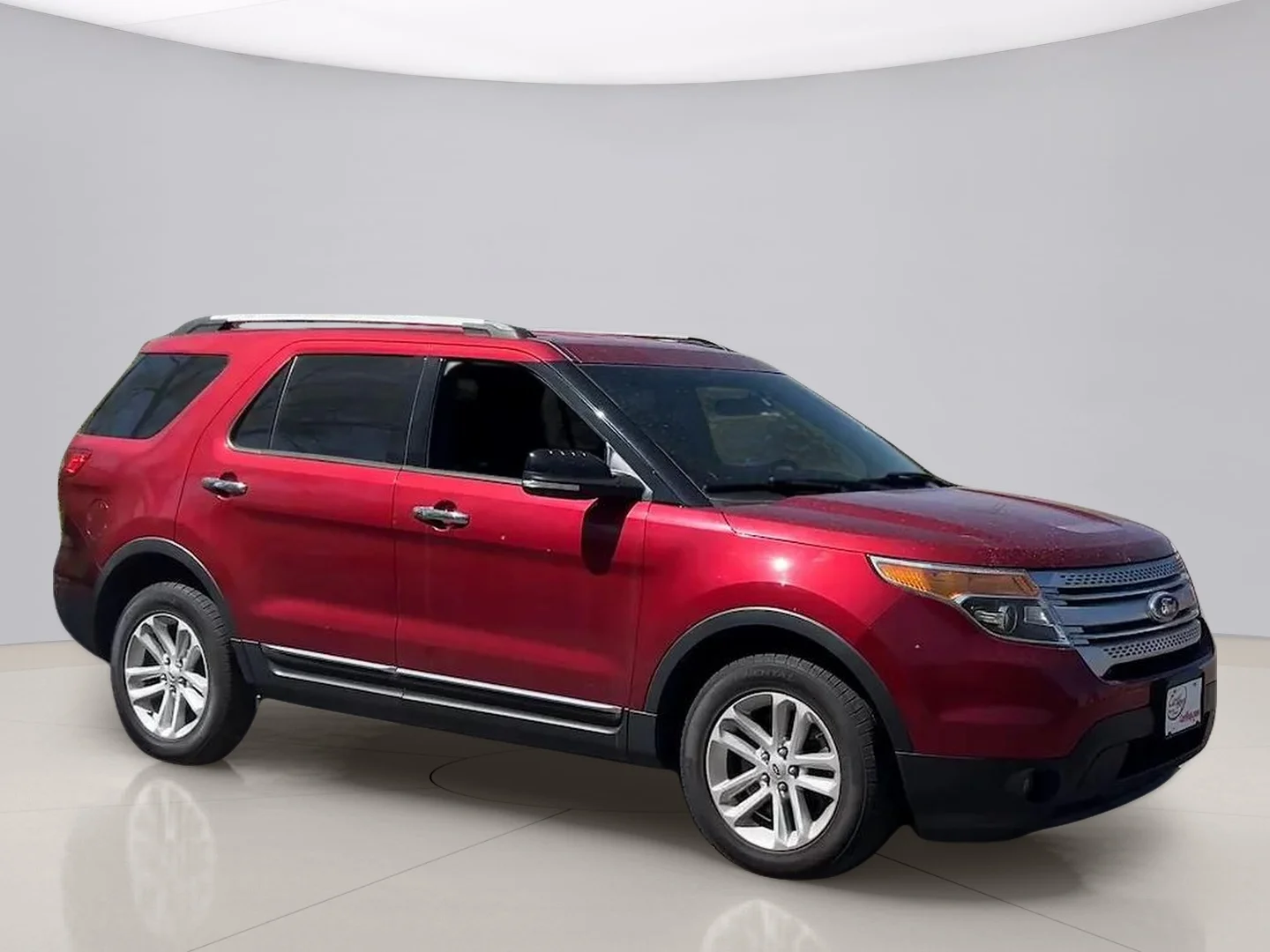 Used 2014 Red Ford XLT 4WD image 7