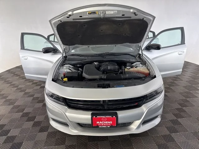 Used 2023 Silver Dodge SXT image 16