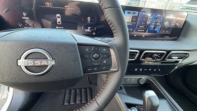 2026 Nissan Sentra SR - Photo 28
