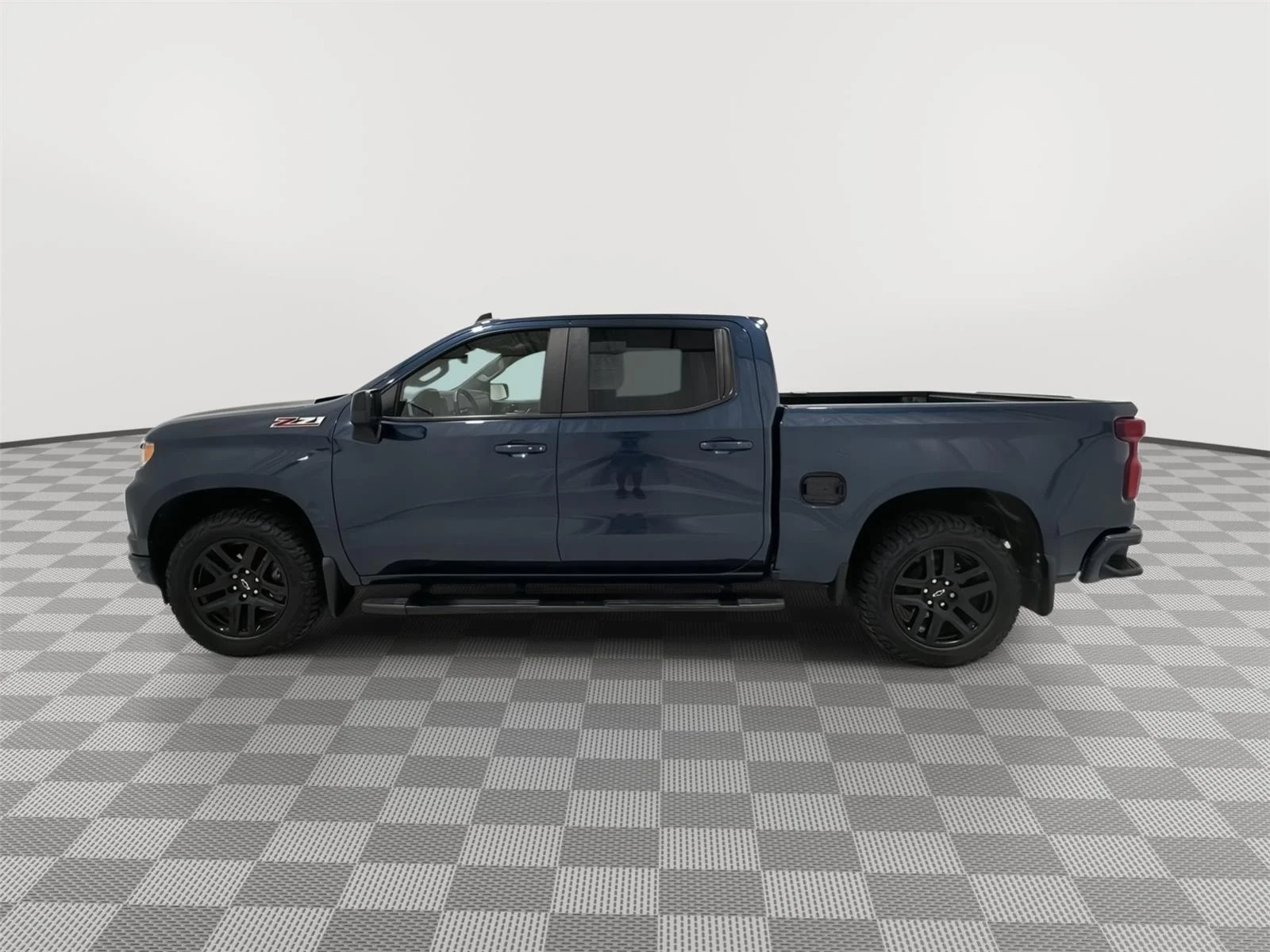 Used 2023 Chevrolet Silverado 1500 RST with VIN 1GCUDEEL1PZ210716 for sale in Alexandria, Minnesota